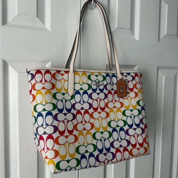 Rainbow Coach Tote Authentic - Picture 7 of 8
